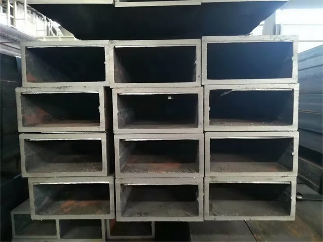 荣昌Q235冷拔方管材质特点 适用工程场景分析